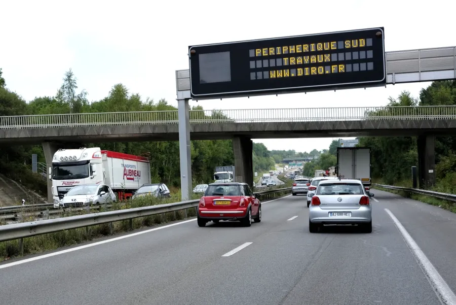 Périphérique nantais : des panneaux lumineux plus intelligents