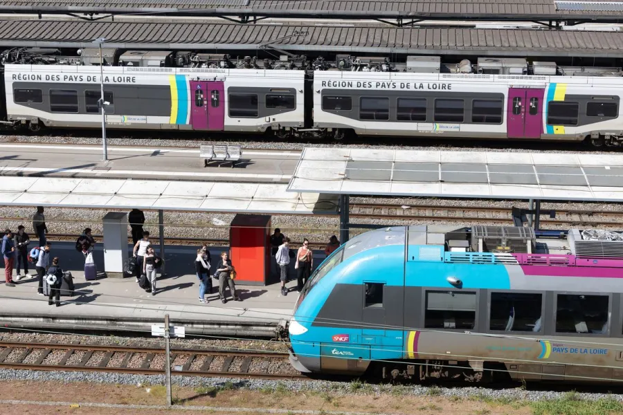 Le futur « RER métropolitain » franchit deux étapes
