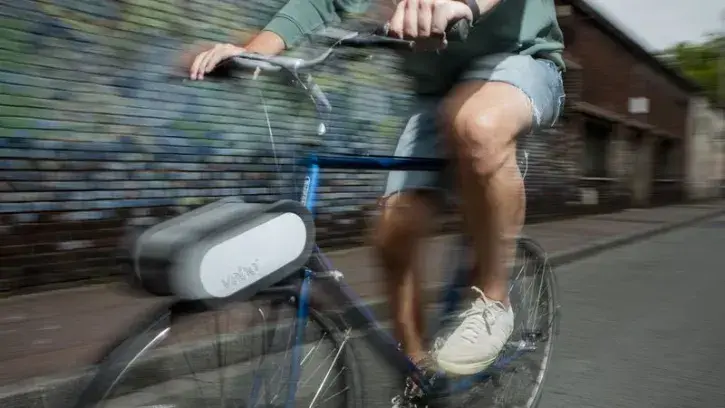 Un vélo électrique. 