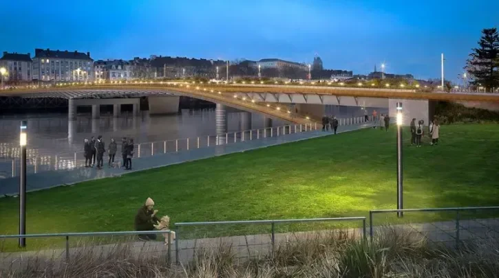 Vue du futur pont Anne-de-Bretagne de nuit.