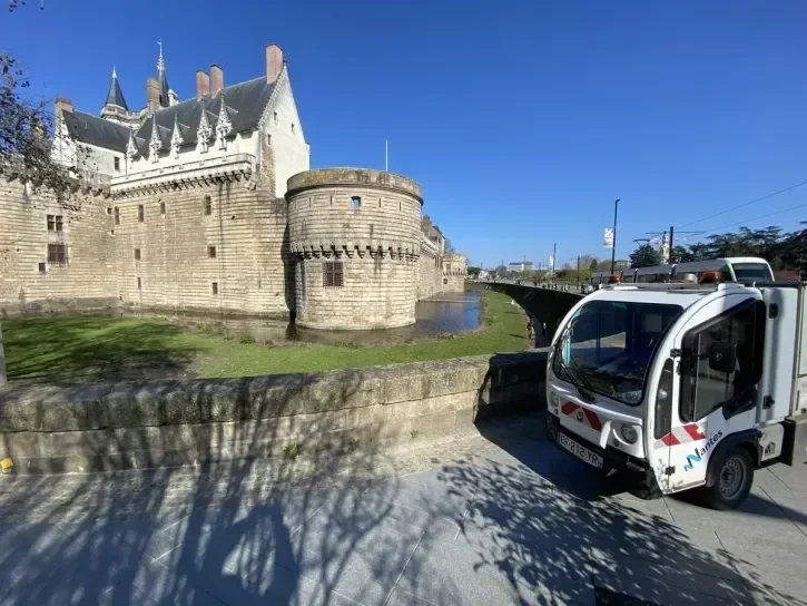 décrue douves château