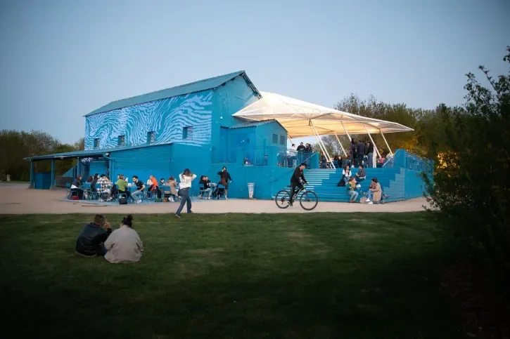 Le bar Station Nuage à Saint-Sébastien-sur-Loire. 