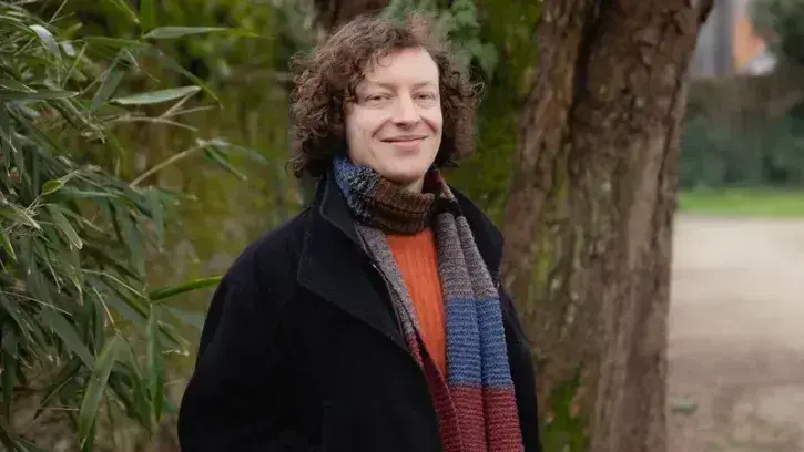 Silas Scott-Moncrieff est le jeune co-président d'e-graine © Garance Wester.