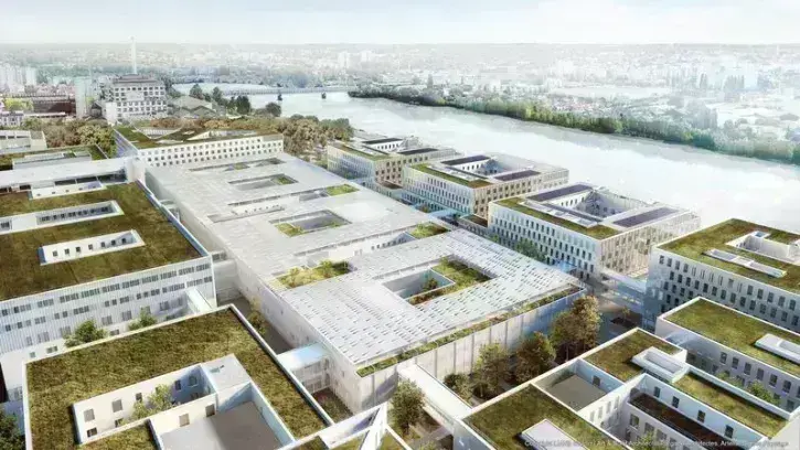 Modulaire, adaptable et connecté, l'hôpital sera composé de bâtiments intelligents, très performants, ayant recours aux énergies renouvelables (géothermie sur nappe, panneaux photovoltaïques). Objectif : réduire de 30 % les  consommations d'énergie. Le re