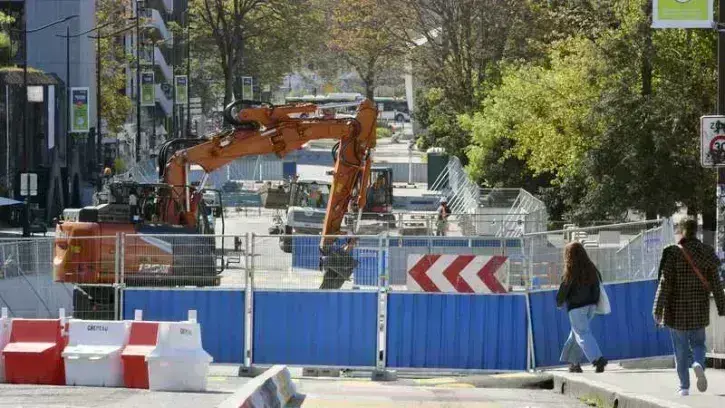 Le boulevard Léon-Bureau reste ouvert aux piétons et aux cyclistes durant la phase de travaux © Rodolphe Delaroque.