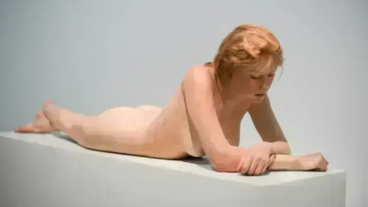 "Amber reclining" de John DeAndrea, l'un des pionniers de l'hyperréalisme © Thierry Mézerette