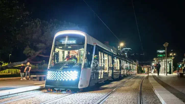 La toute première rame Citadis a été acheminée au printemps 2023 des sites industriels Alstom à La Rochelle jusqu'à Nantes. © Patrick Garçon