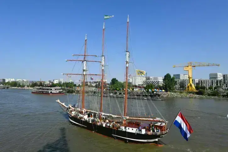 Autre navire remarque de cette édition 2023 de Débord de Loire, le 3 mâts hollandais Oosterschelde. Photo : Rodolphe Delaroque