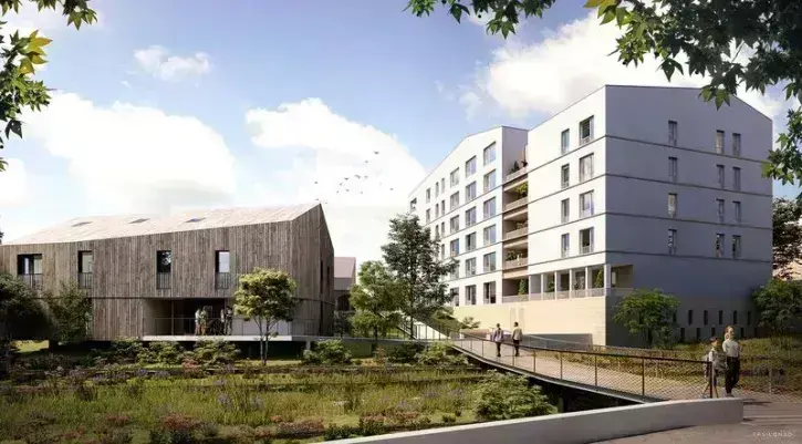Situés dans un environnement boisé, les quatre bâtiments s'articuleront autour d'espaces partagés. Un cheminement piéton et des placettes viendront valoriser le cours d'eau et les zones humides du site, offrant un cadre de vie agréable aux futurs résident