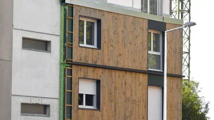 Pour atteindre les objectifs climat, il faut rénover 95 % du parc de logements français d'ici 2050, soit 370 000 logements par an d'ici 2030 et 900 000 ensuite. © Rodolphe Delaroque