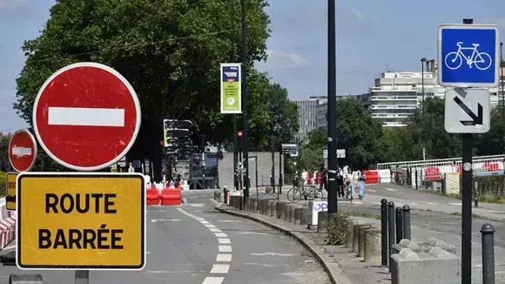 A compter du 8 juillet, le quai de la Fosse ne pourra plus être emprunté dans le sens Pont Anne-de-Bretagne - Petite-Hollande. © Rodolphe Delaroque 